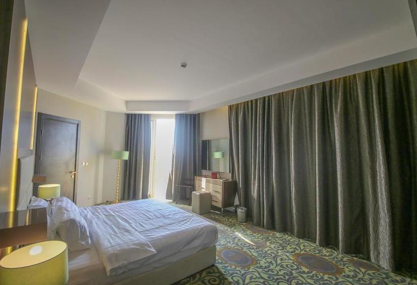 ホテル Lechateau Boutique