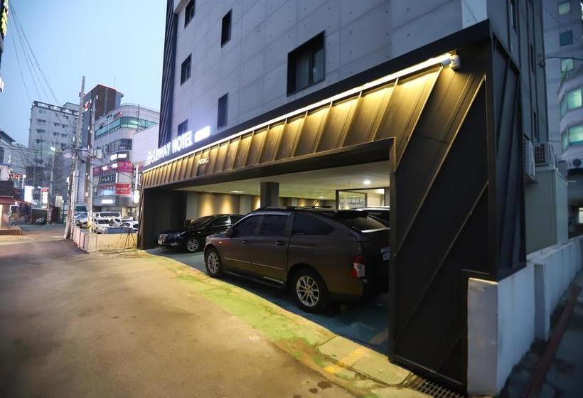 בית מלון כפרי Subway