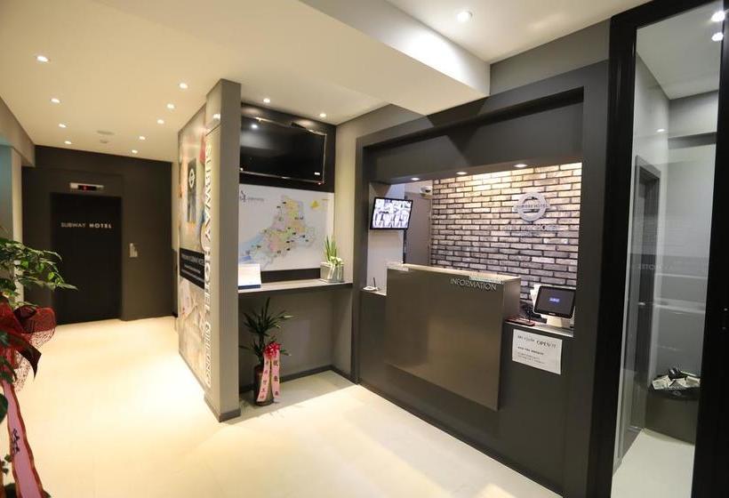 בית מלון כפרי Subway