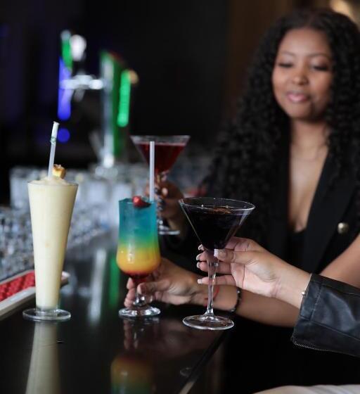 בית מלון כפרי The Capital On The Park