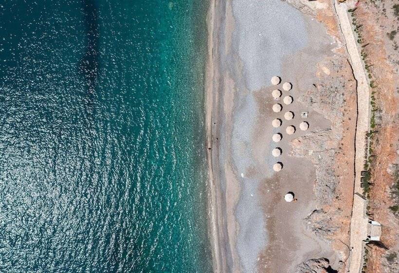 ホテル The Chedi Luštica Bay