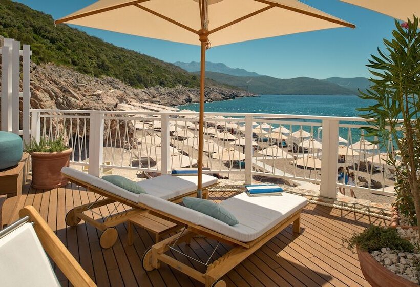 ホテル The Chedi Luštica Bay