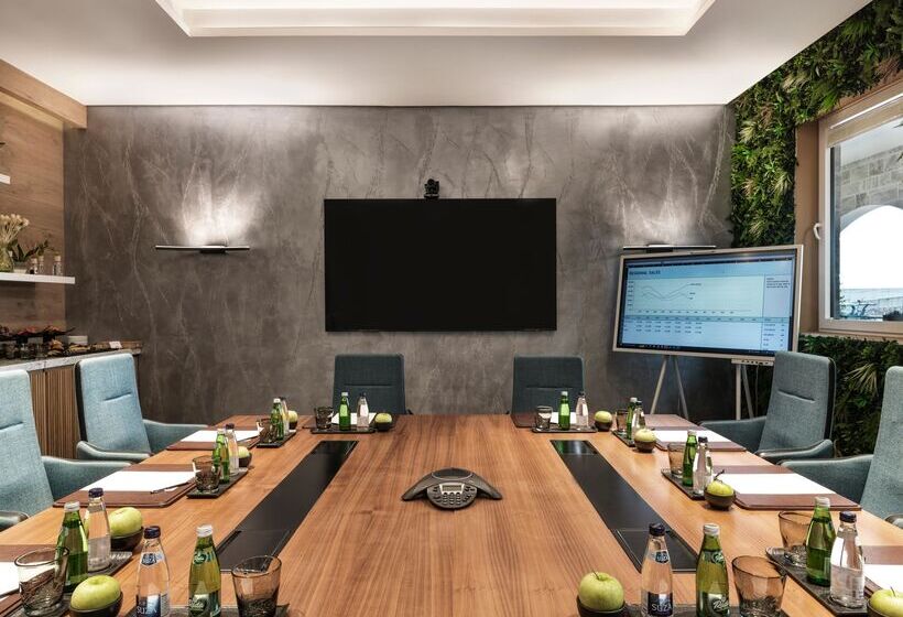 ホテル The Chedi Luštica Bay