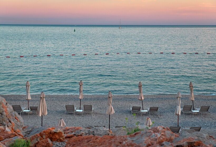 ホテル The Chedi Luštica Bay