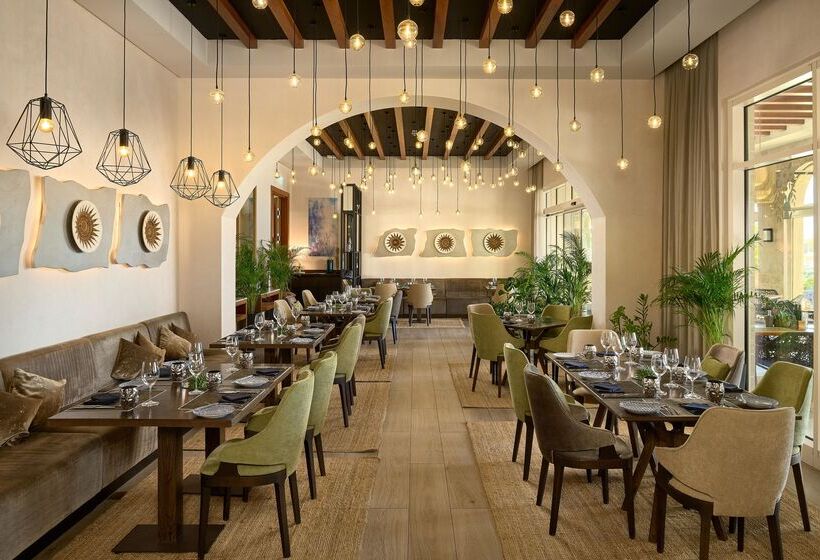 ホテル The Chedi Luštica Bay