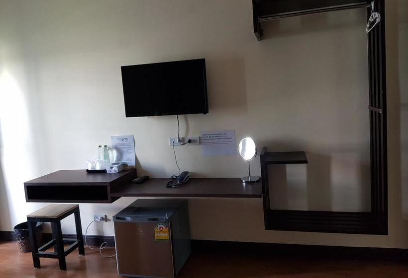 酒店 The Parawood Natrang