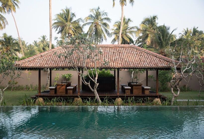 Отель The Villa By Contemporary Ceylon