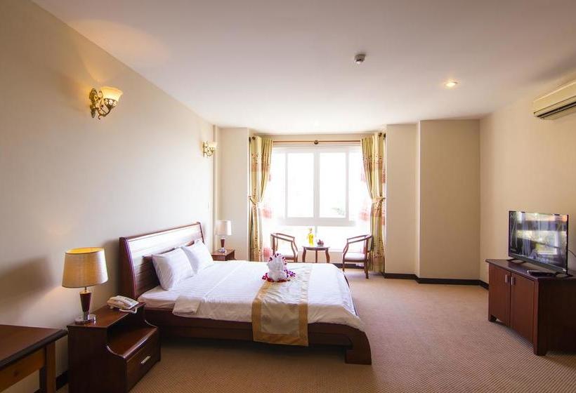 هتل Tien Sa Villa