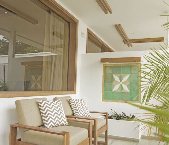 Umami Hotel   Adults Only