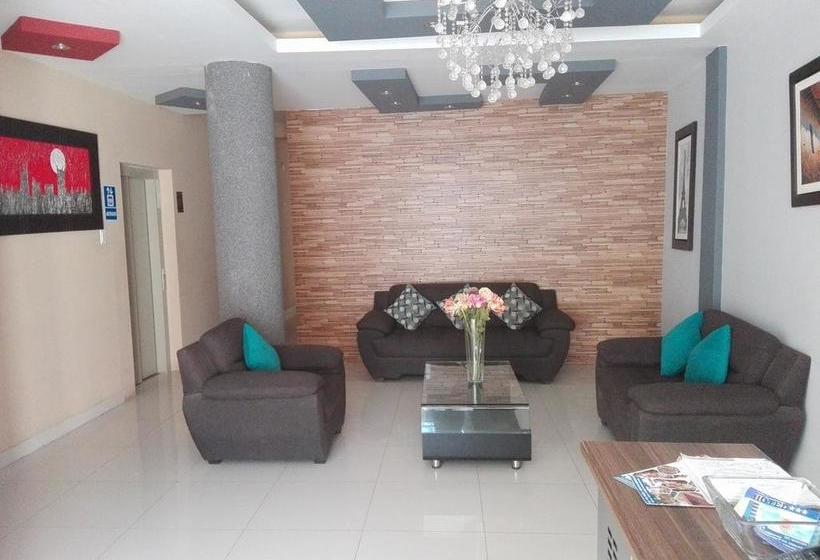 هتل Vicente De La Vega