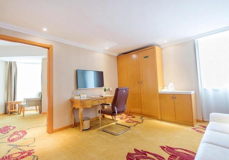 Vienna International Hotel Harbin Haxi Railway Station