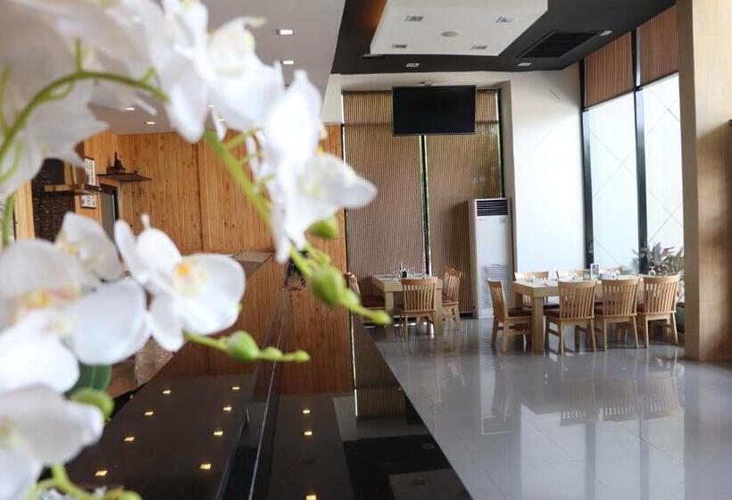 Wisdom Hotel & Residence