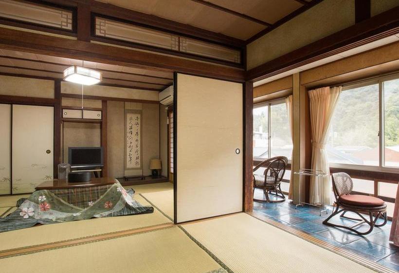 Izumiya Ryokan