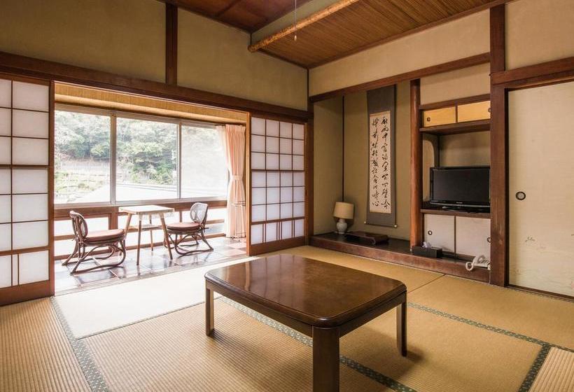 Izumiya Ryokan