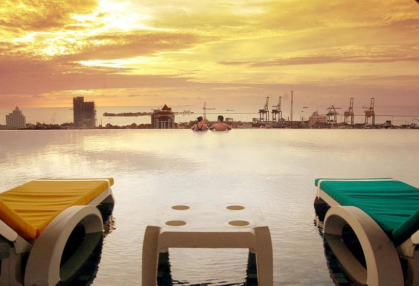 ホテル Karebosi Premier Makassar