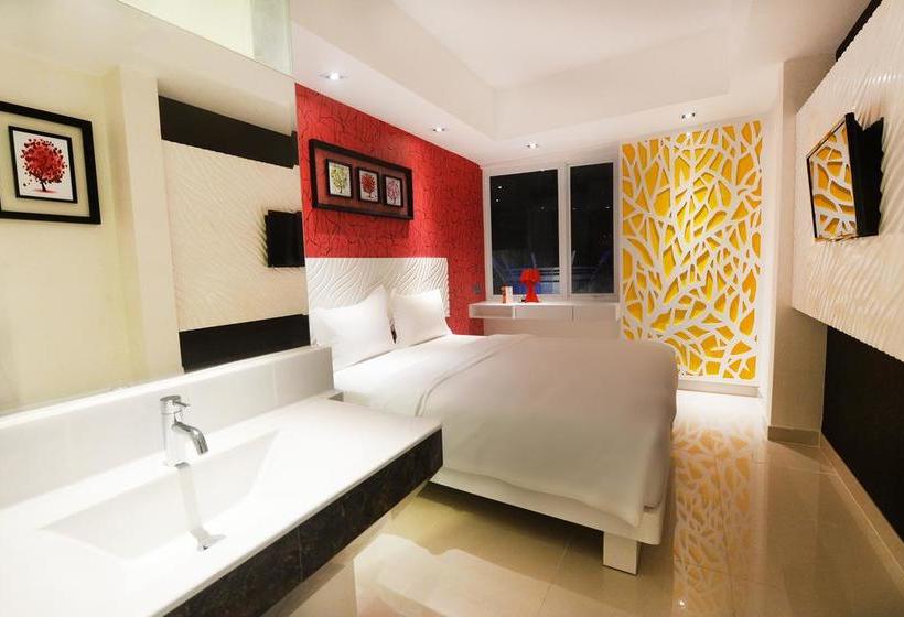 ホテル Karebosi Premier Makassar