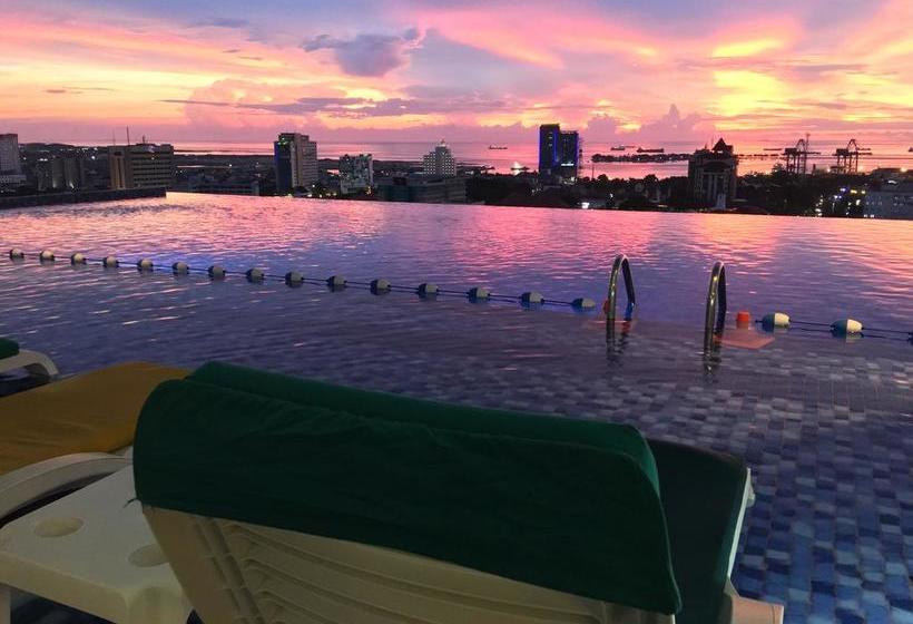 ホテル Karebosi Premier Makassar