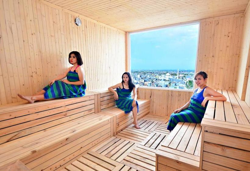 ホテル Karebosi Premier Makassar