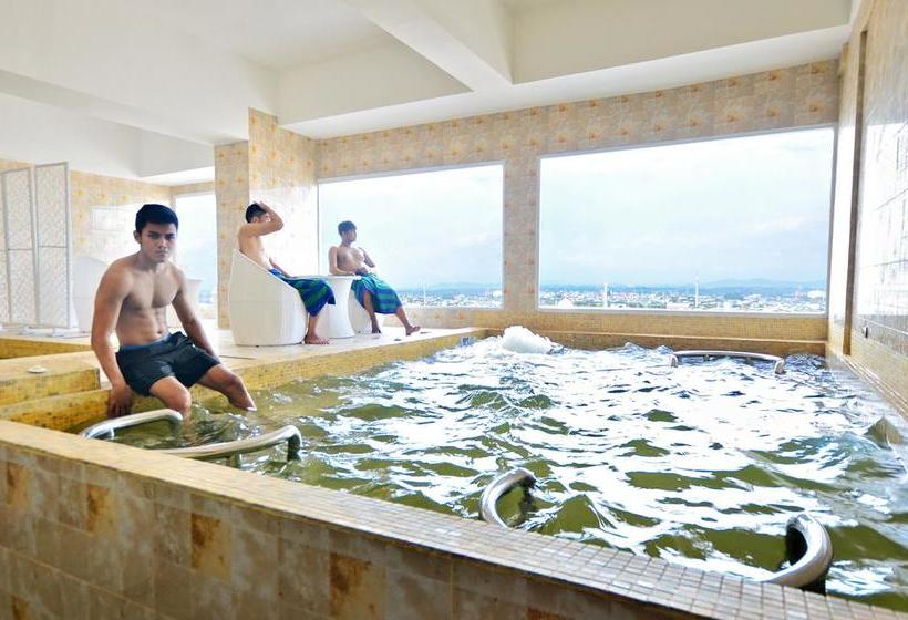 ホテル Karebosi Premier Makassar