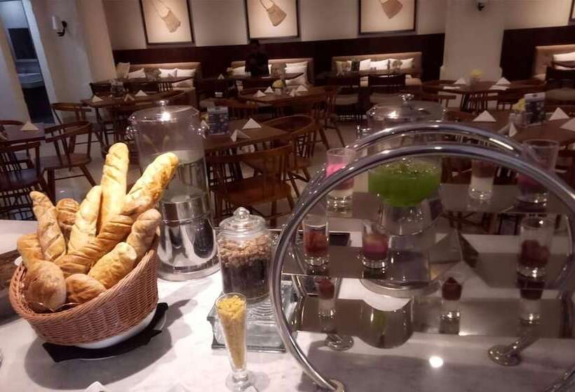 Kyriad M Hotel Sorong