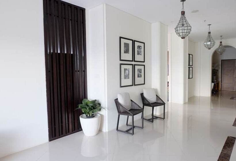 Kyriad M Hotel Sorong