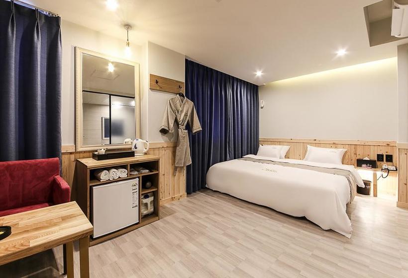 مُتل Busan Oncheonjang  Carino