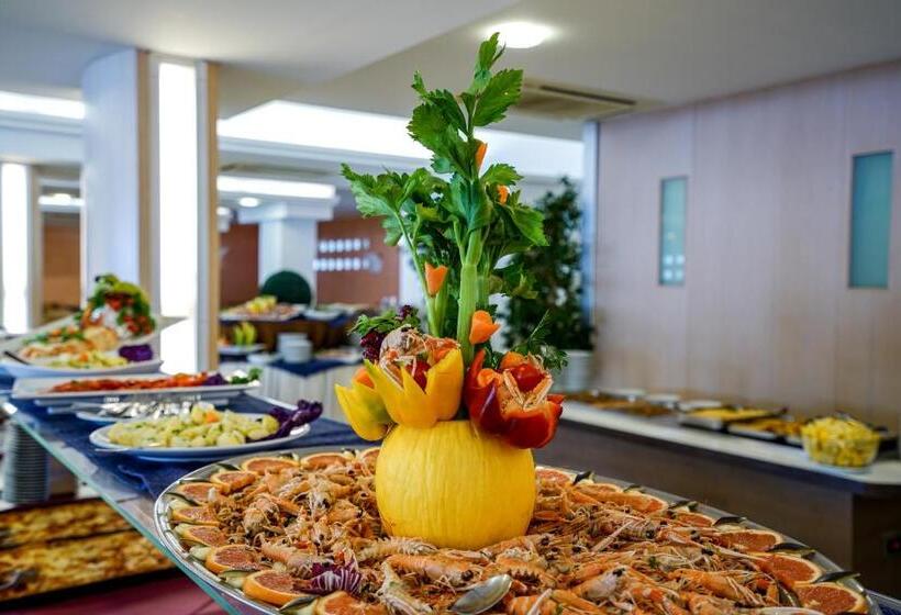 אתר נופש Futura Club Torre Rinalda