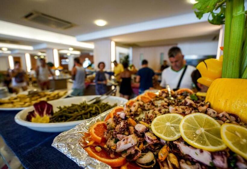 אתר נופש Futura Club Torre Rinalda