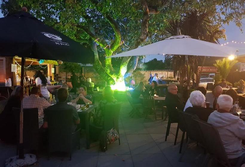 Talisman Hotel & Restaurant