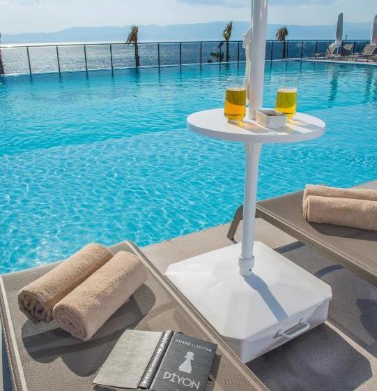 The Nowness Luxury Hotel & Spa