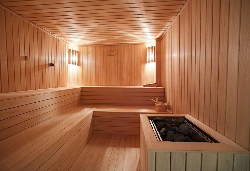 The Nowness Luxury Hotel & Spa