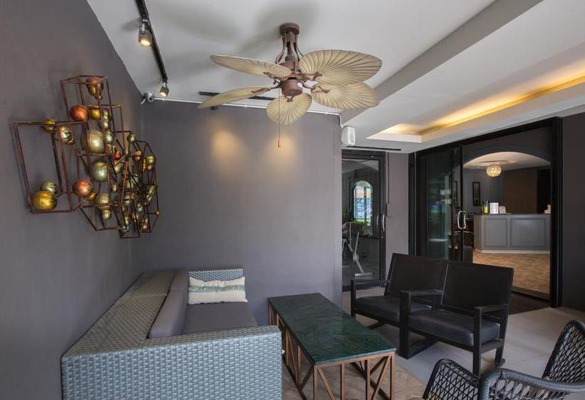 בית מלון כפרי V  Vajira