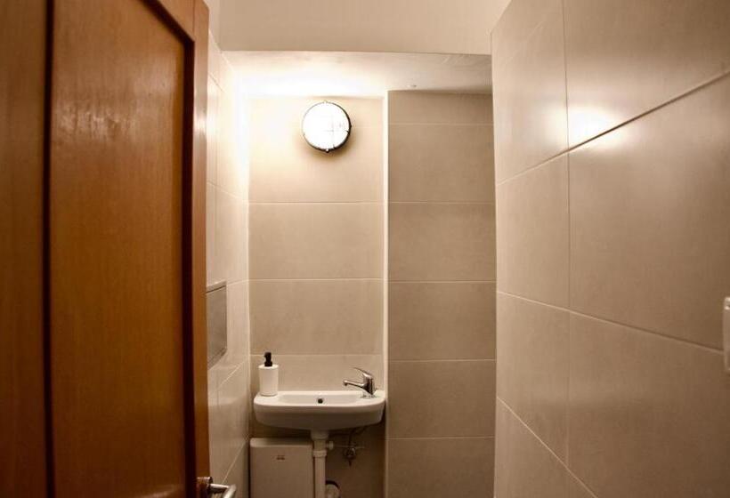 Wild Elephants Hostel