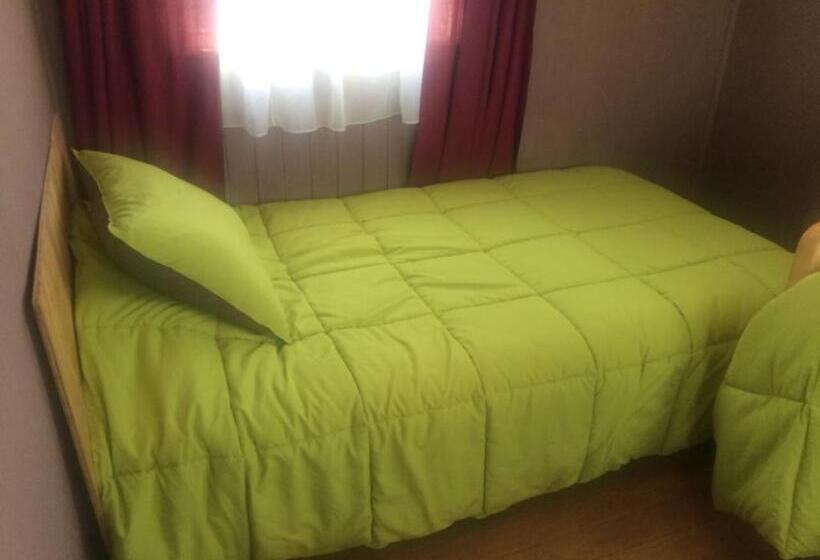 فندق صغير Hospedaje Lago Llanquihue