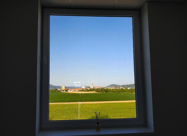 ユースホステル Slobi