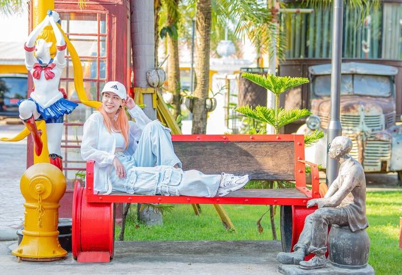 Apinya Resort Bangsarey