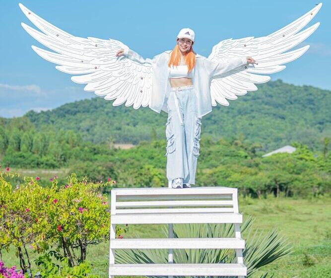 Apinya Resort Bangsarey