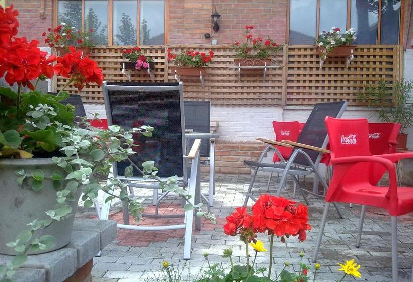 Bed and Breakfast Central Panzió Gyula