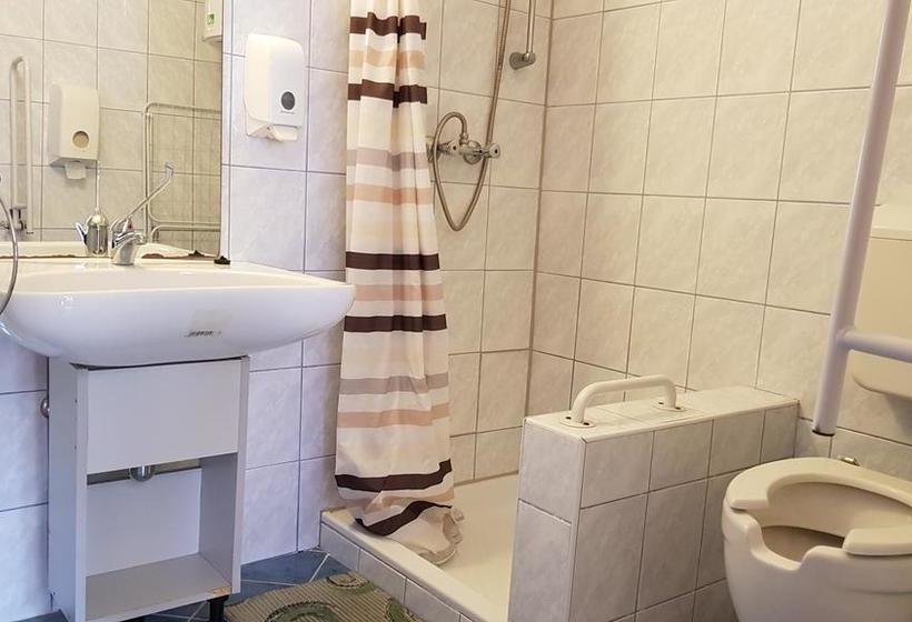 Bed and Breakfast Central Panzió Gyula
