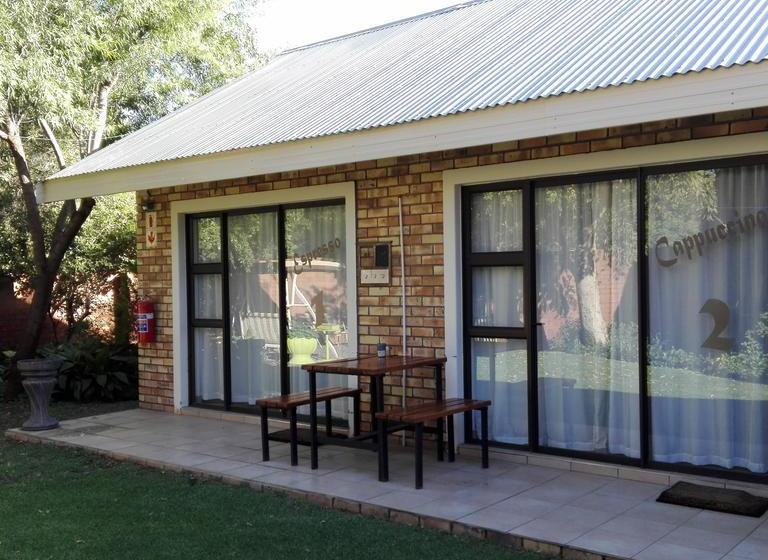 ベッドアンドブレックファースト Coffee@home  Ltd