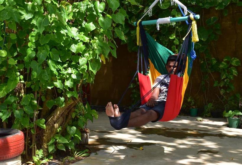 ベッドアンドブレックファースト Ocean Caves, Balapitiya