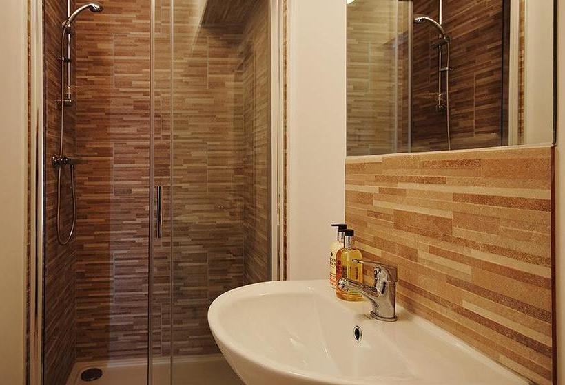 住宿加早餐 The Enniskerry Inn