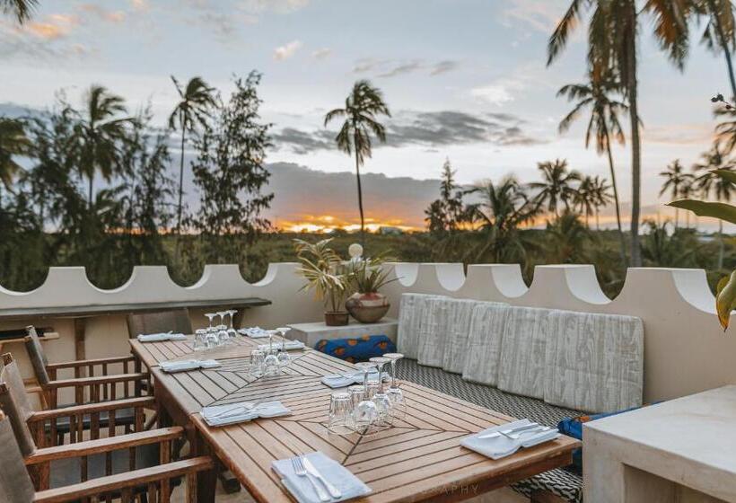 住宿加早餐  Zanziblue Boutique Villas