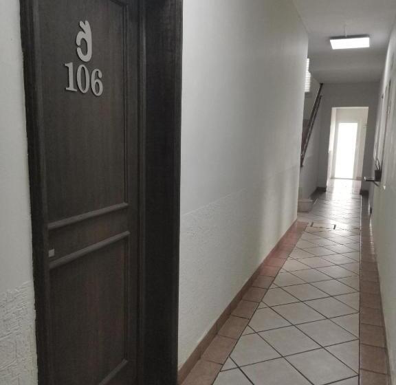 Bed Bed Hotel Estrella