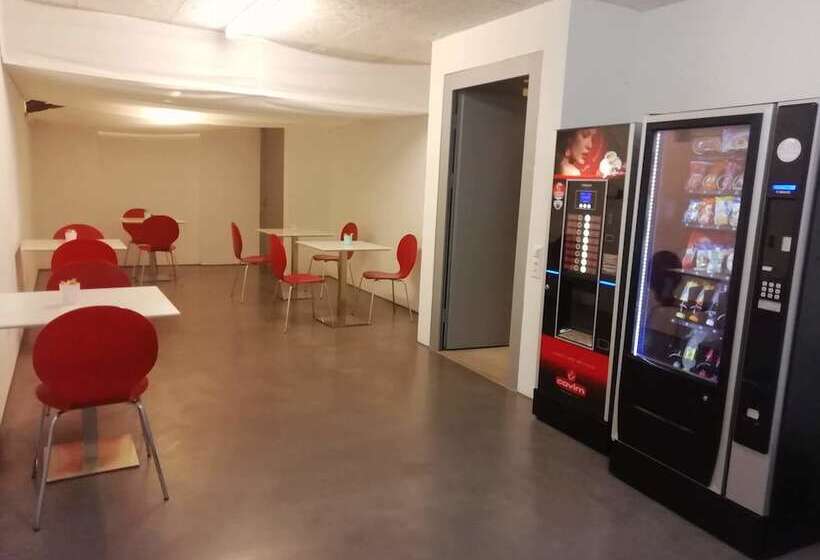 Chromotel Self Check In