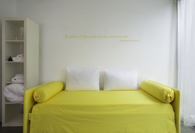 Chromotel Self Check In