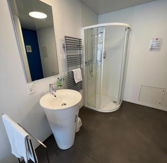 Chromotel Self Check In