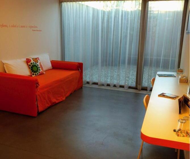 Chromotel Self Check In