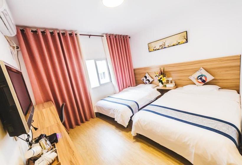 Global Village River View Hostel