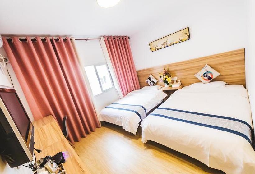 Global Village River View Hostel